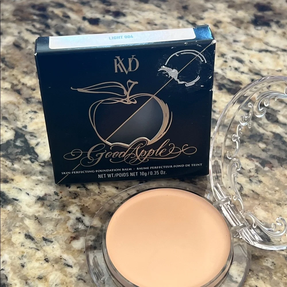 ⚡️💕KVD Light 004 Good Apple Skin-Perfecting Foundation Balm